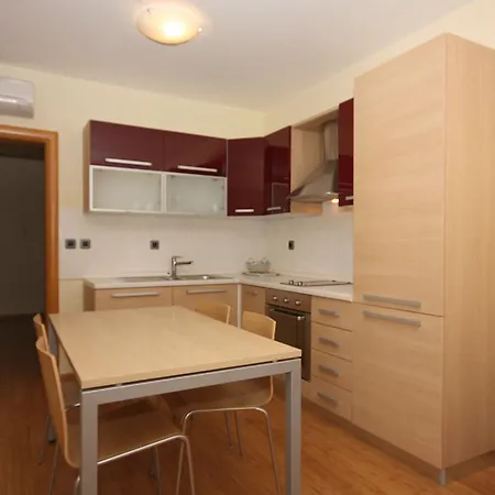 Apartment 3193g